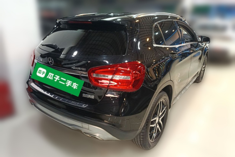 Mercedes-Benz GLA Class 2016 immagine di auto #7