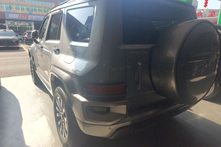 Tank 700 New Energy 2024 #7 Tank 700 New Energy 2024 car image #7