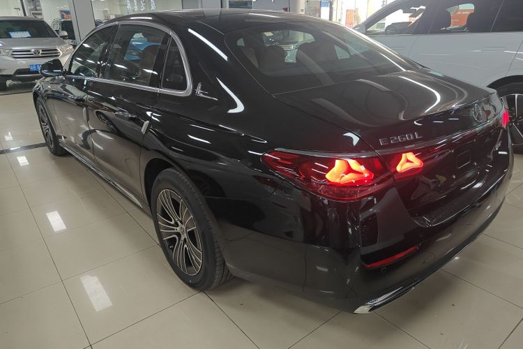 Mercedes-Benz E Class 2026 car image #7