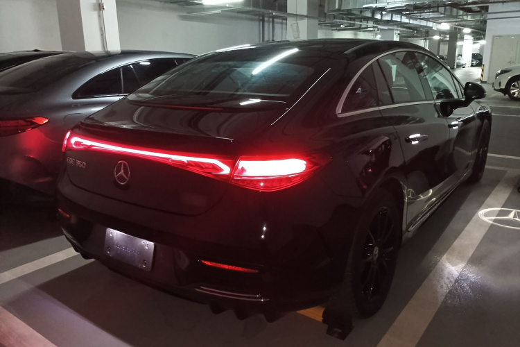 Mercedes-Benz EQE Class 2023 image de voiture #7