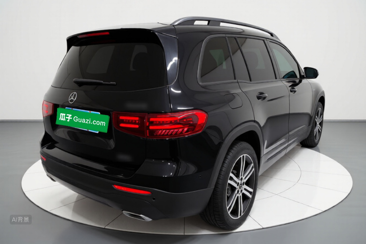 Mercedes-Benz GLB Class 2025 car image #7