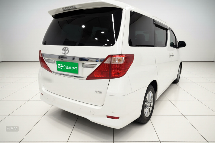 Toyota 2015 car image #7