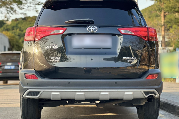 Toyota RAV4 2015 car image #7