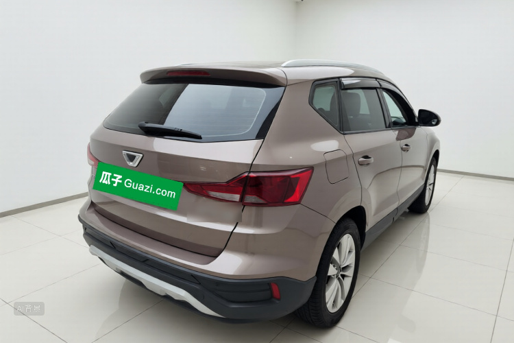 VS5 2020 car image #7