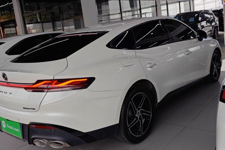 MG 7 2023 car image #7