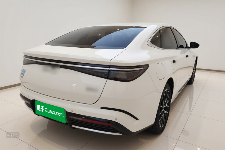 BYD Seal 07 DM-i 2025 #7 BYD Seal 07 DM-i 2025 car image #7