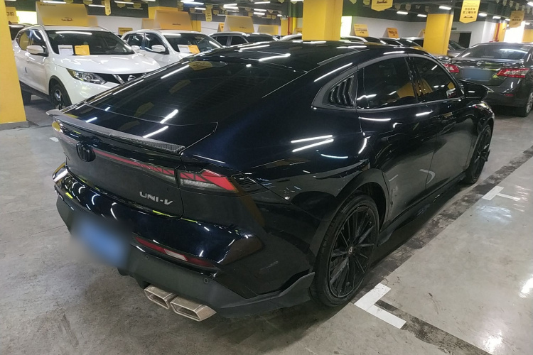 Changan UNI-V 2024 car image #7