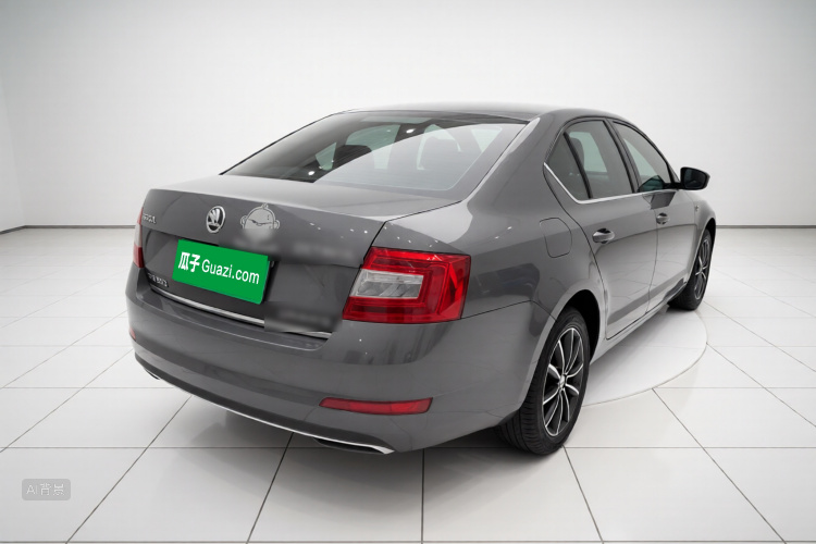 Skoda Octavia 2017 car image #7