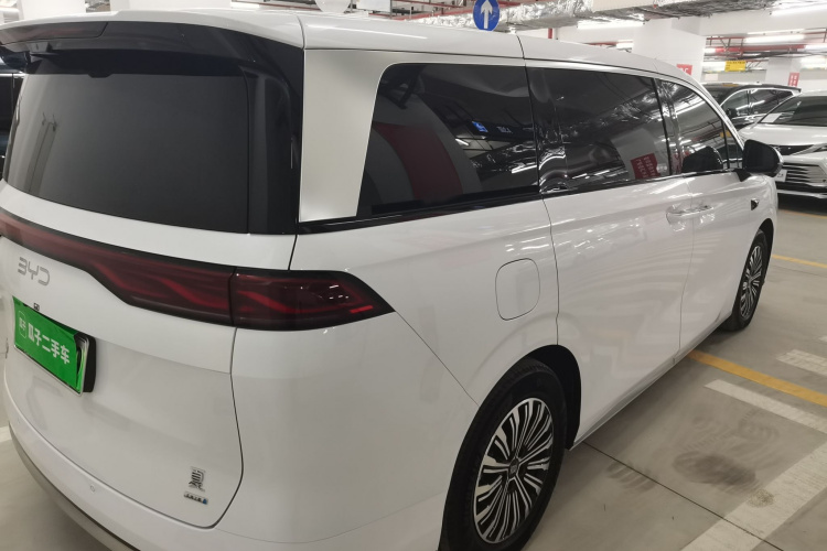 BYD Xia 2024 imagen de coche #7