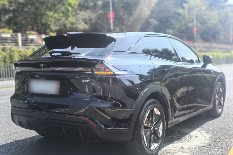 Deepal S07 2024 car image #7