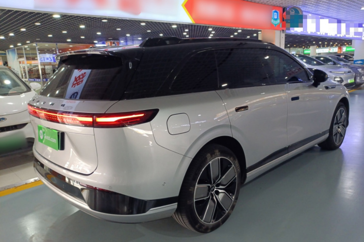 Xpeng G9 2023 #7 Xpeng G9 2023 car image #7