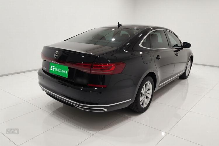 Volkswagen Passat 2022 immagine di auto #7