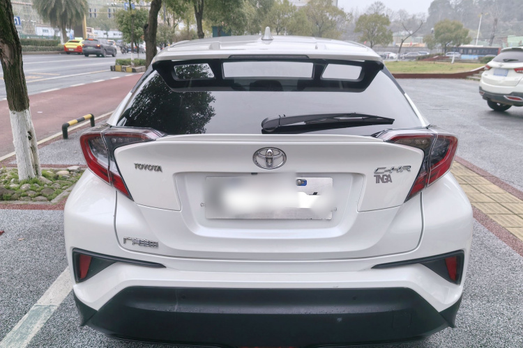 Toyota C-HR 2019 car image #7