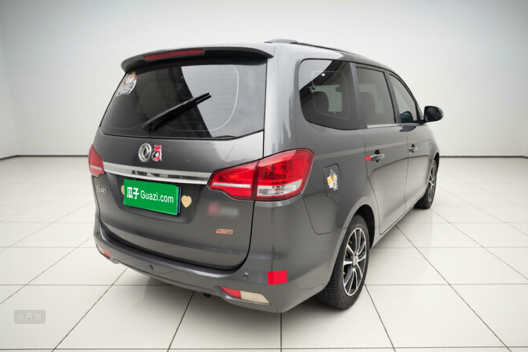 Forthing S500 2015 car image #7