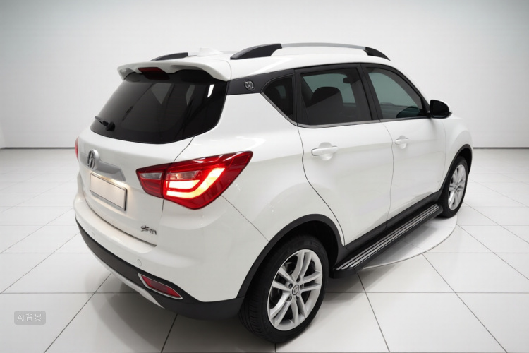 Changan CS35 2018 صورة سيارة #7