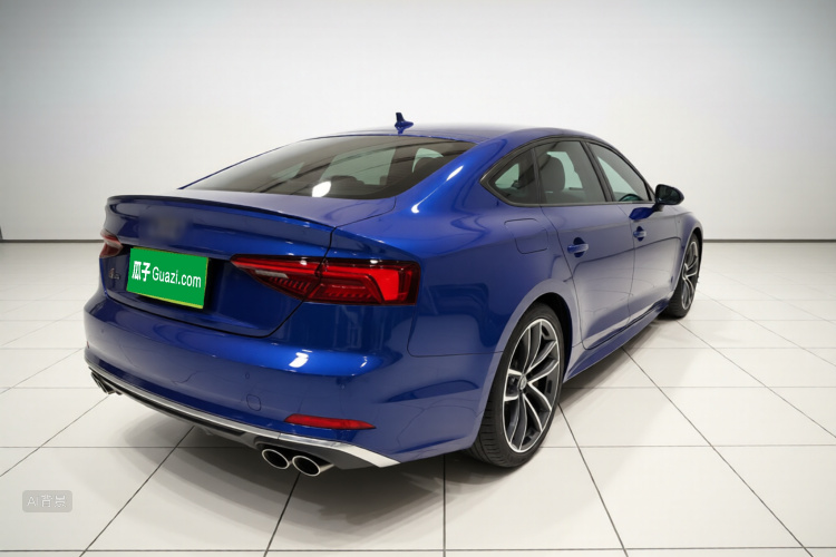 Audi S5 2019 car image #7
