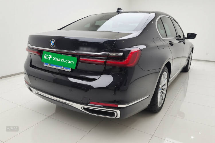 BMW 7 Series 2019 car image #7