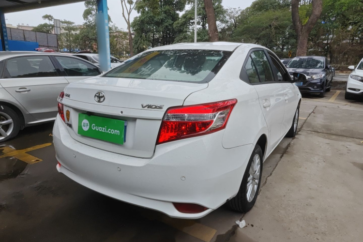 Vios 2015 car image #7
