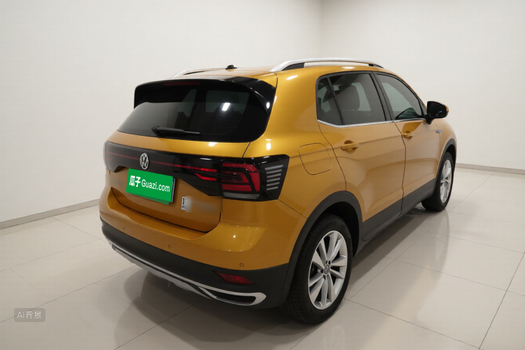 Volkswagen T-Cross 2019 car image #7