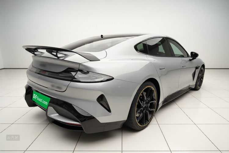 MI SU7 Ultra 2025 car image #7