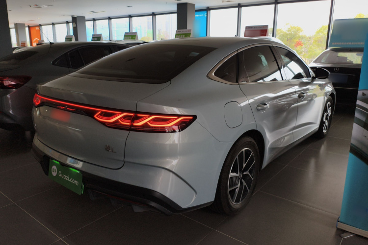 BYD Qin L 2024 immagine di auto #7