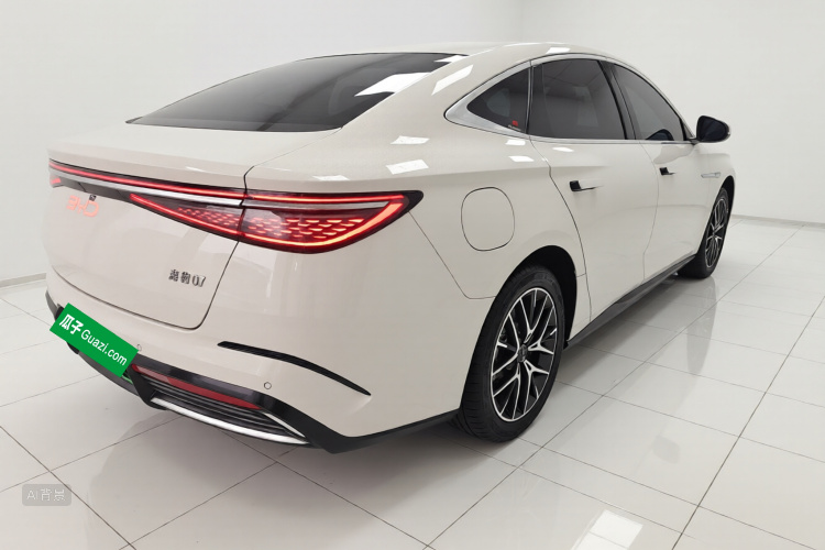 BYD Seal 07 DM-i 2024 image de voiture #7