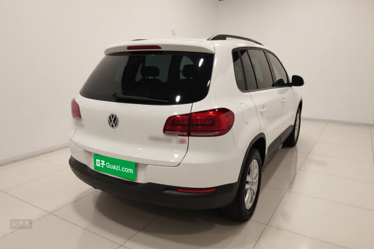Volkswagen Tiguan 2015 صورة سيارة #7