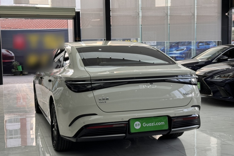 BYD Seal 07 DM-i 2024 صورة سيارة #7