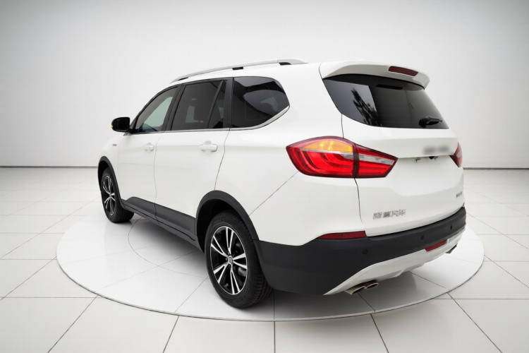 SWM X7 2021 immagine di auto #7