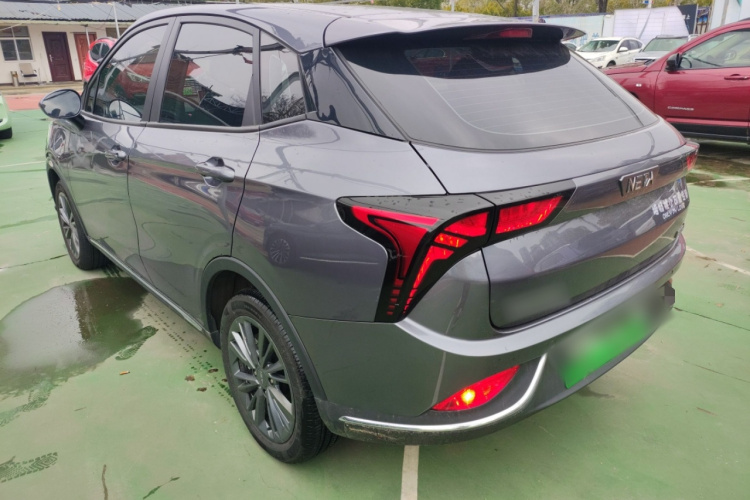 哪吒汽车 哪吒V 2023 汽车图片 #7