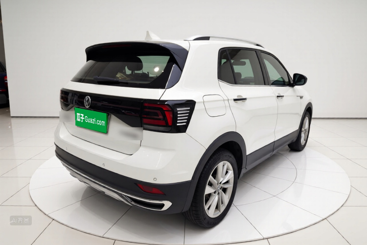 Volkswagen T-Cross 2020 car image #7