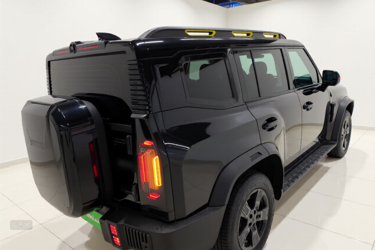 Jetour Traveller 2023 car image #7