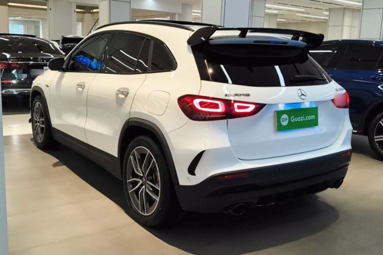 Mercedes-Benz GLA AMG 2023 #7 Mercedes-Benz GLA AMG 2023 image de voiture #7