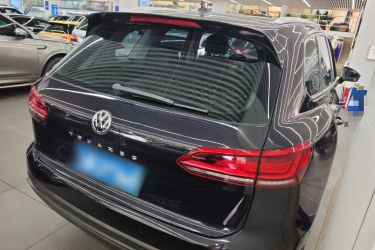 Volkswagen Touareg 2020 immagine di auto #7