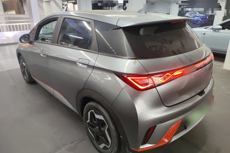 BYD Dolphin 2022 #7 BYD Dolphin 2022 car image #7