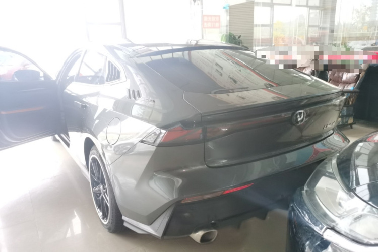 Changan UNI-V 2023 immagine di auto #7