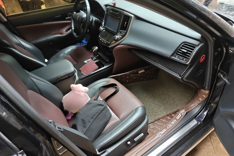 丰田 皇冠 2018 汽车图片 #7