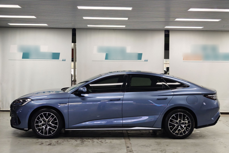 BYD Seal 07 DM-i 2024 صورة سيارة #7