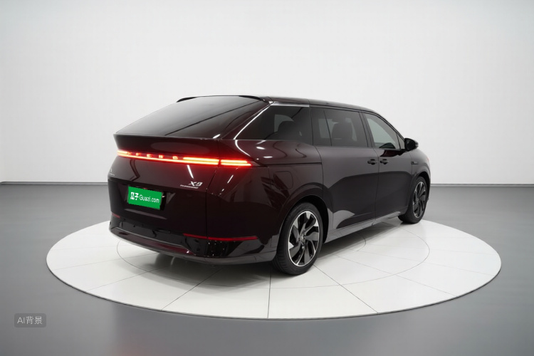 Xpeng X9 2023 car image #7