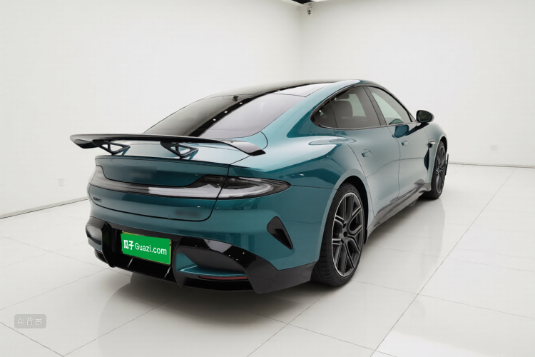 MI SU7 Ultra 2025 car image #7