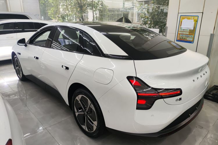 小鹏 小鹏MONA M03 2026 汽车图片 #7