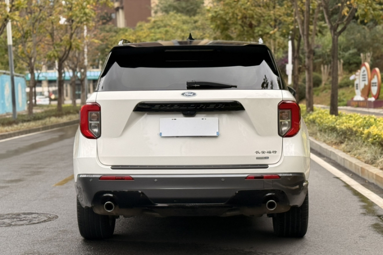 Ford Explorer 2020 image de voiture #7