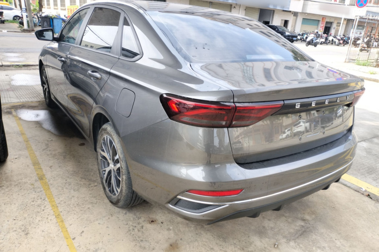 GEELY Emgrand 2022 car image #7