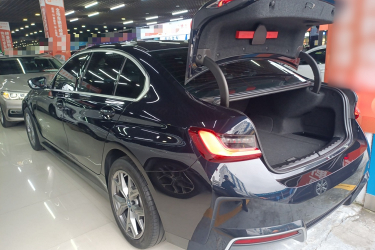 BMW i3 2024 imagem de carro #7