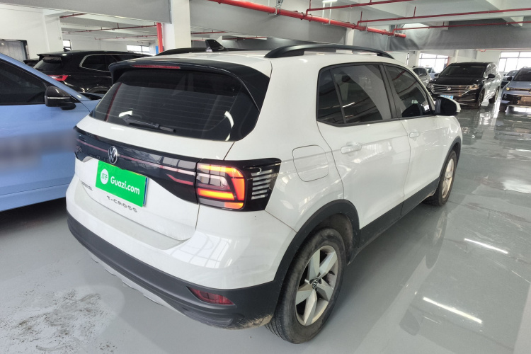 Toyota T-Cross 2023 car image #7