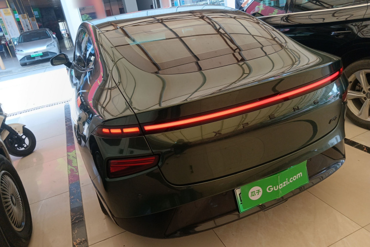 Xpeng P7 2021 صورة سيارة #7