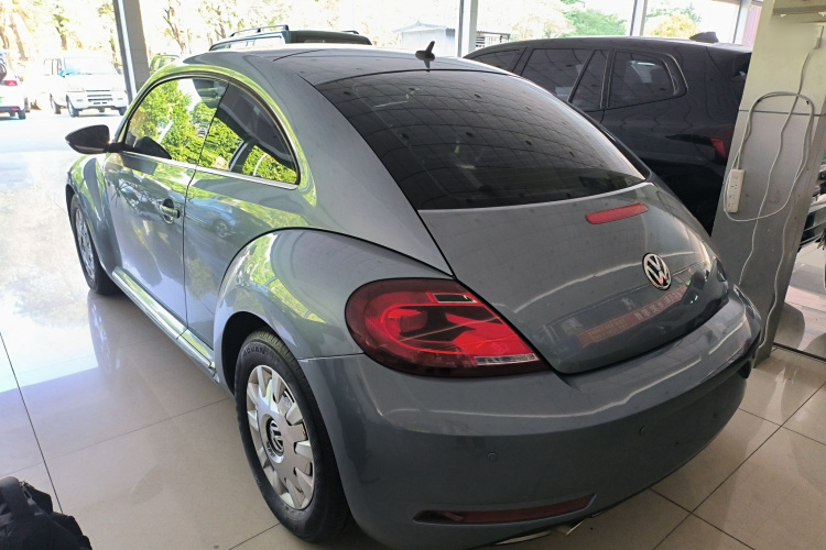 Volkswagen Beetle 2018 immagine di auto #7