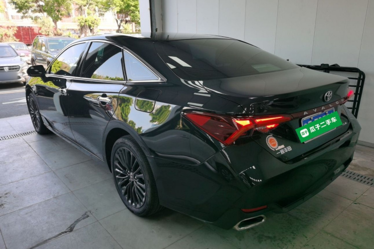 Toyota Avalon 2021 car image #7