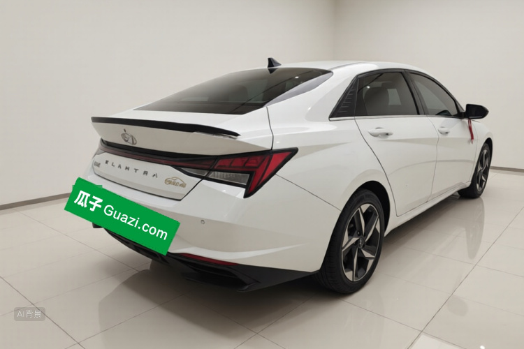 Hyundai Elantra 2021 immagine di auto #7