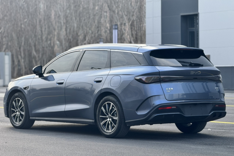 BYD Seal 06 DM-i 2025 car image #7